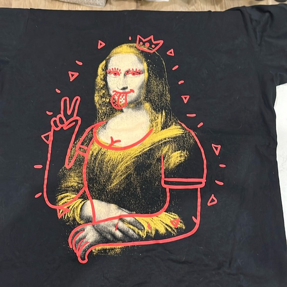 Mona Lisa Novelty Tee - Picture 1 of 3